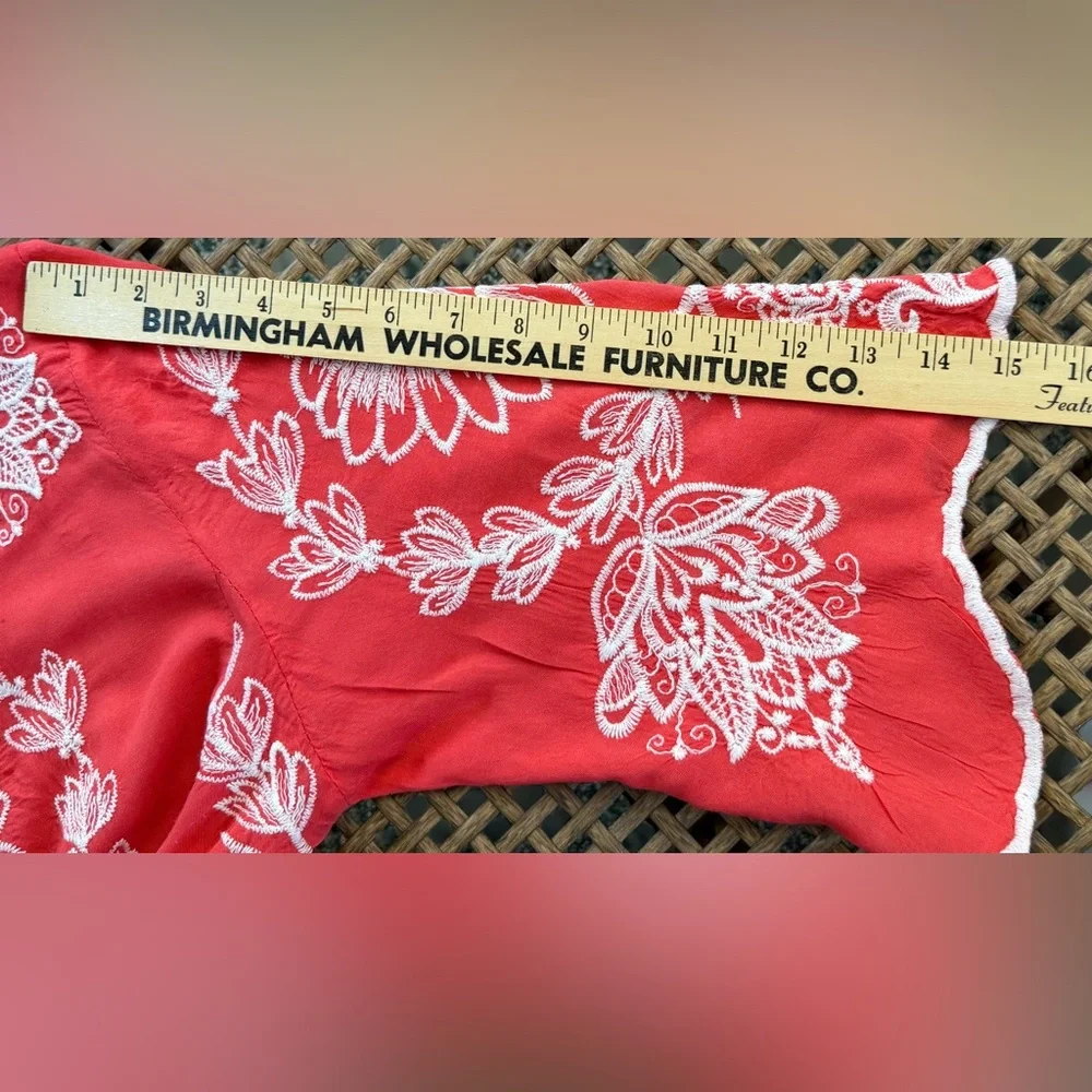 🦋 Embroidered Solitaire Women's Top - Picture 4 of 10